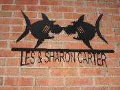 Fighting fish welcome sign.